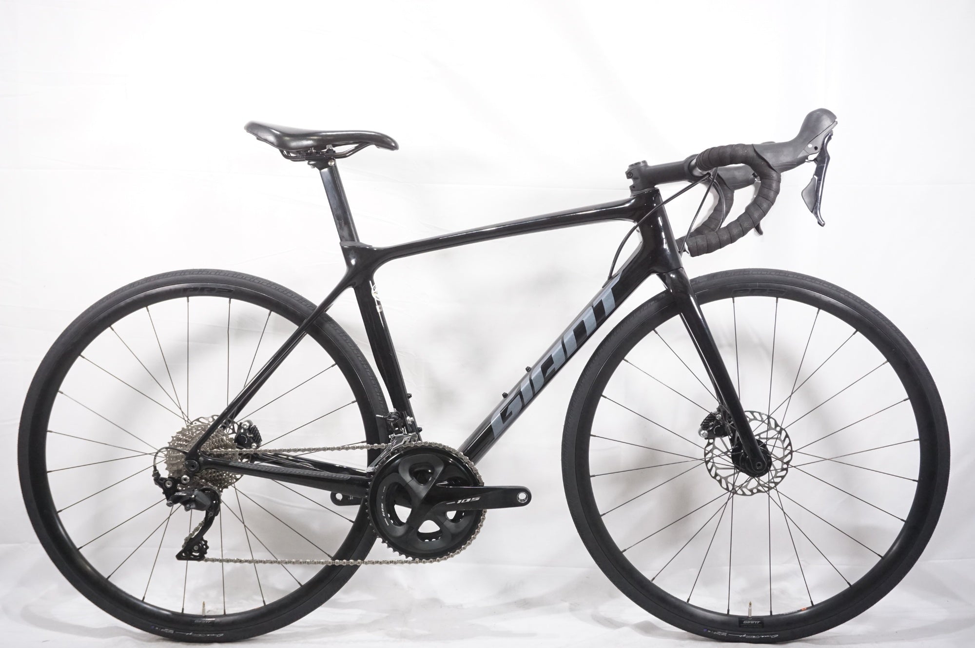 GIANT 「ジャイアント」 TCR ADVANCED 2 DISC KOM 2024年モデル ロードバイク / AKIBA店