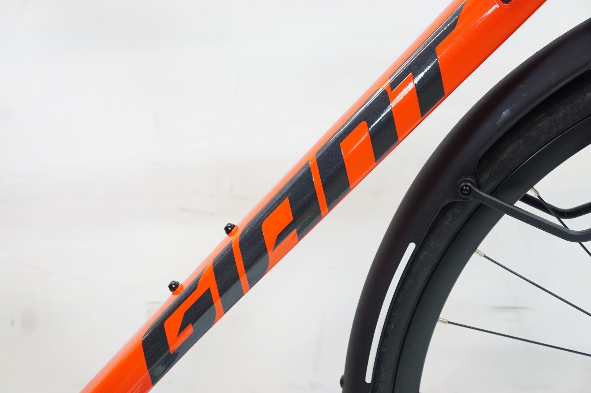 GIANT 「ジャイアント」 ESCAPE RX 2 DISC LTD 2023年モデル クロスバイク / 熊谷本店