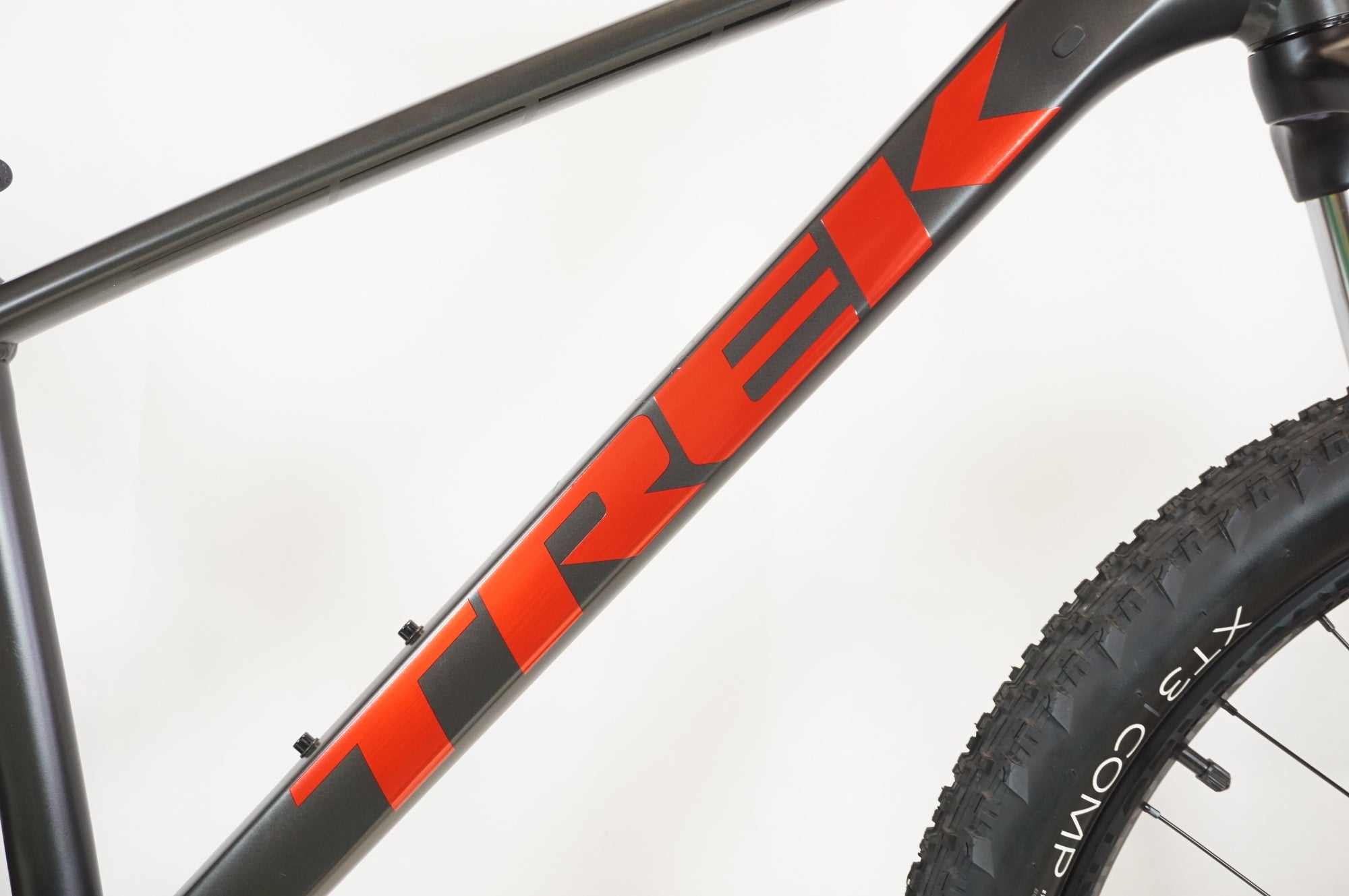 TREK 「トレック」 MARLIN 5 2024年モデル 27.5インチ