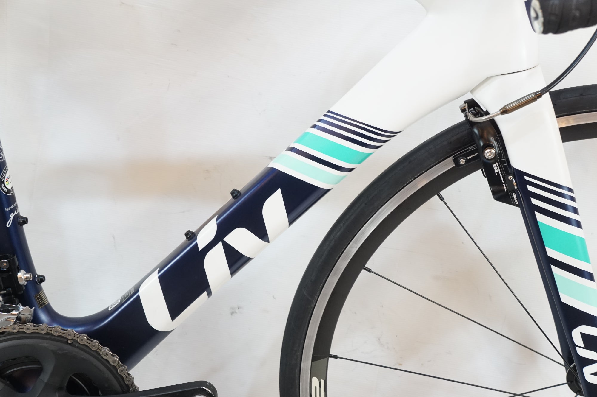 GIANT 「ジャイアント」 LIV ENVIE ADVANCED 2 2017年モデル ロードバイク / バイチャリ浦和ベース