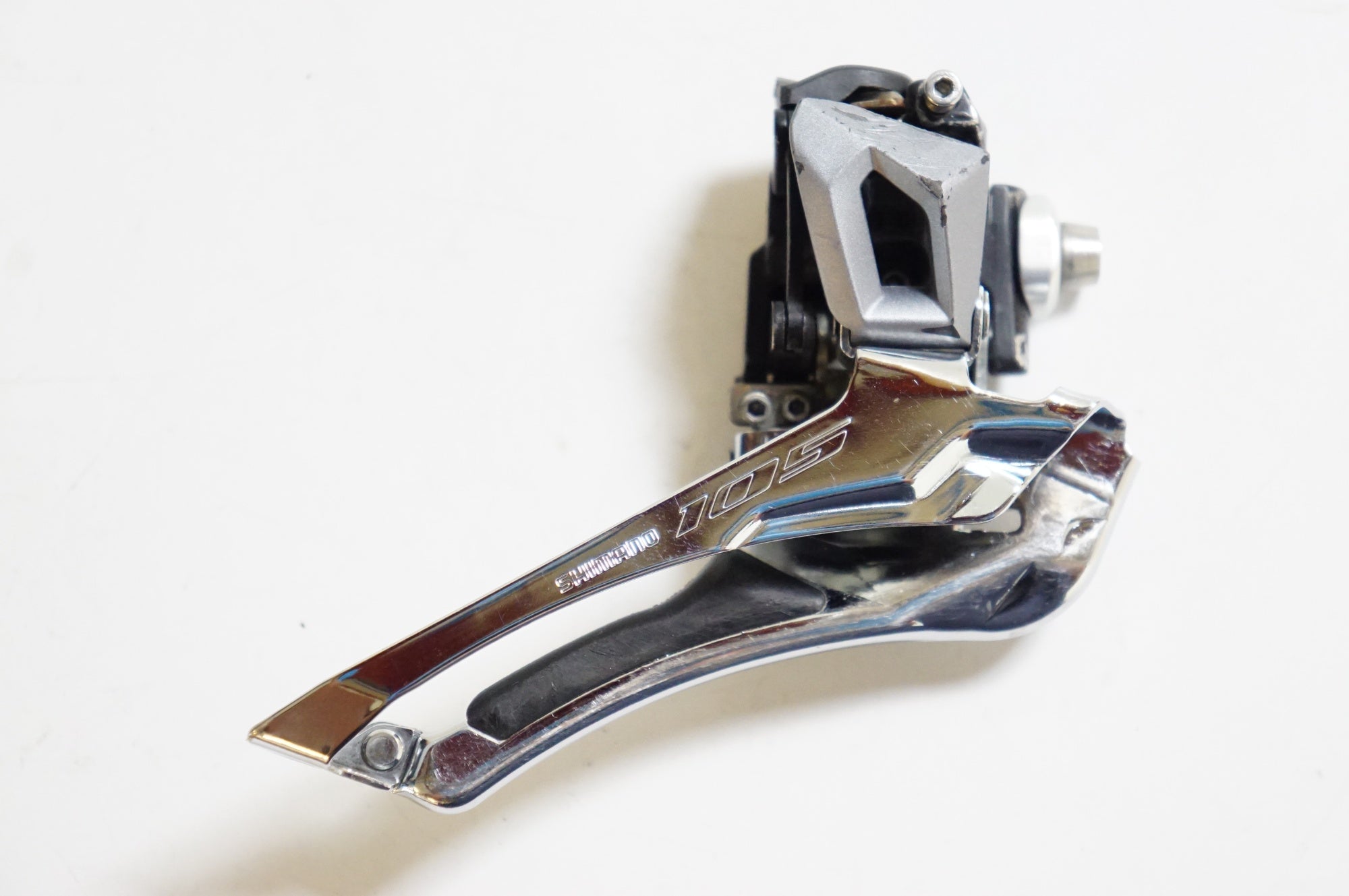 SHIMANO 「シマノ」 105 FD-R7000 フロントディレイラー / 熊谷本店