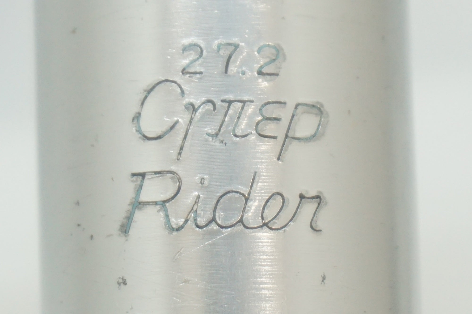 FUJITA 「フジタ」 φ27.2 200mm シートポスト / 福岡店