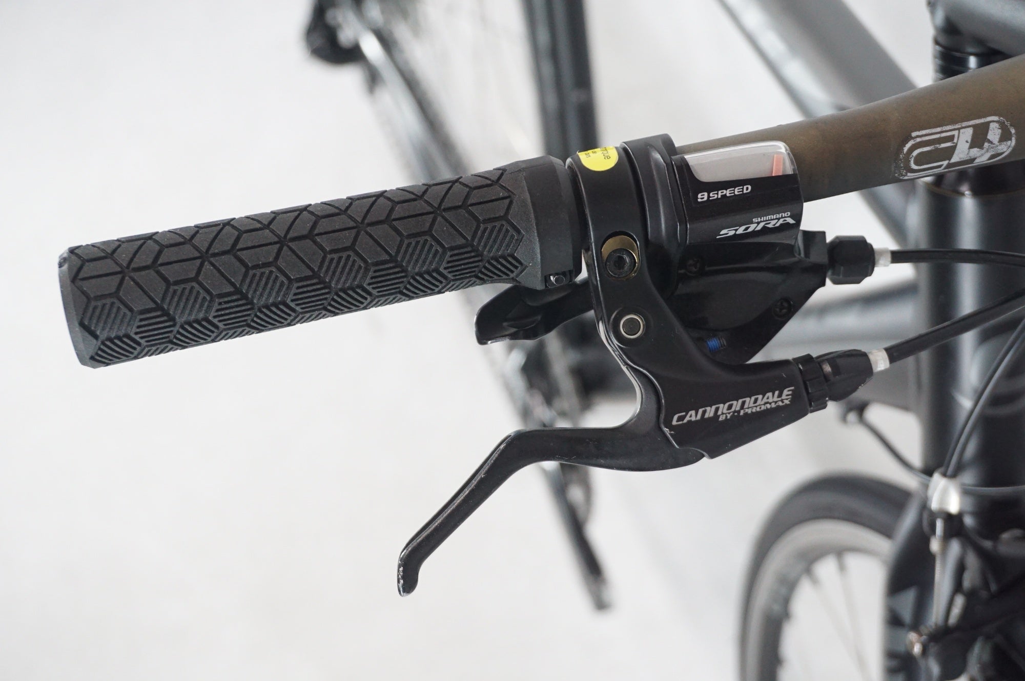CANNONDALE 「キャノンデール」 CAAD8 FLAT BAR 7 2013年モデル フラットバーロード / 阪急塚口店