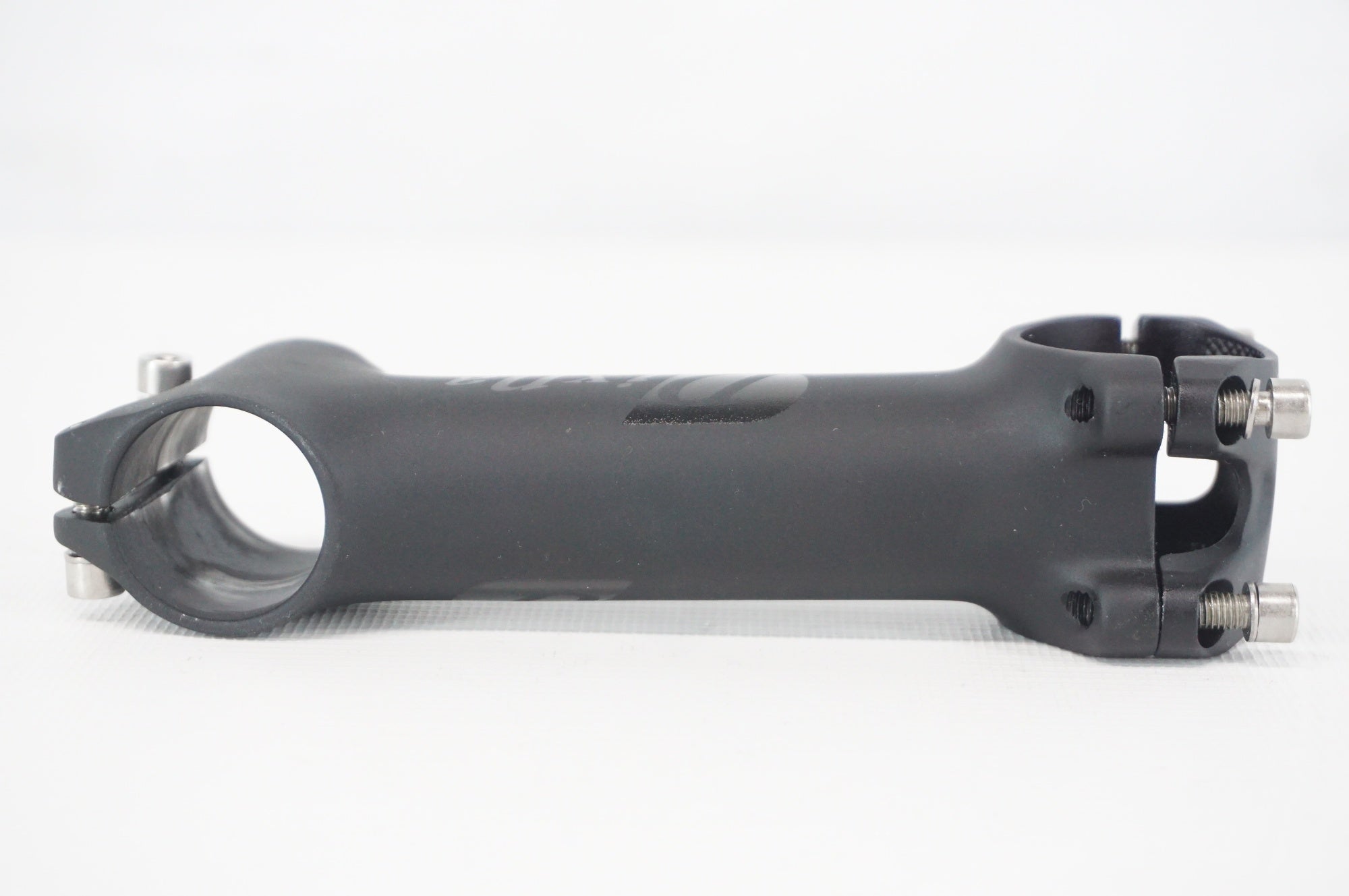 DIXNA 「ディズナ」 V-シェイプ φ31.8 120mm 84° ステム / 阪急塚口店