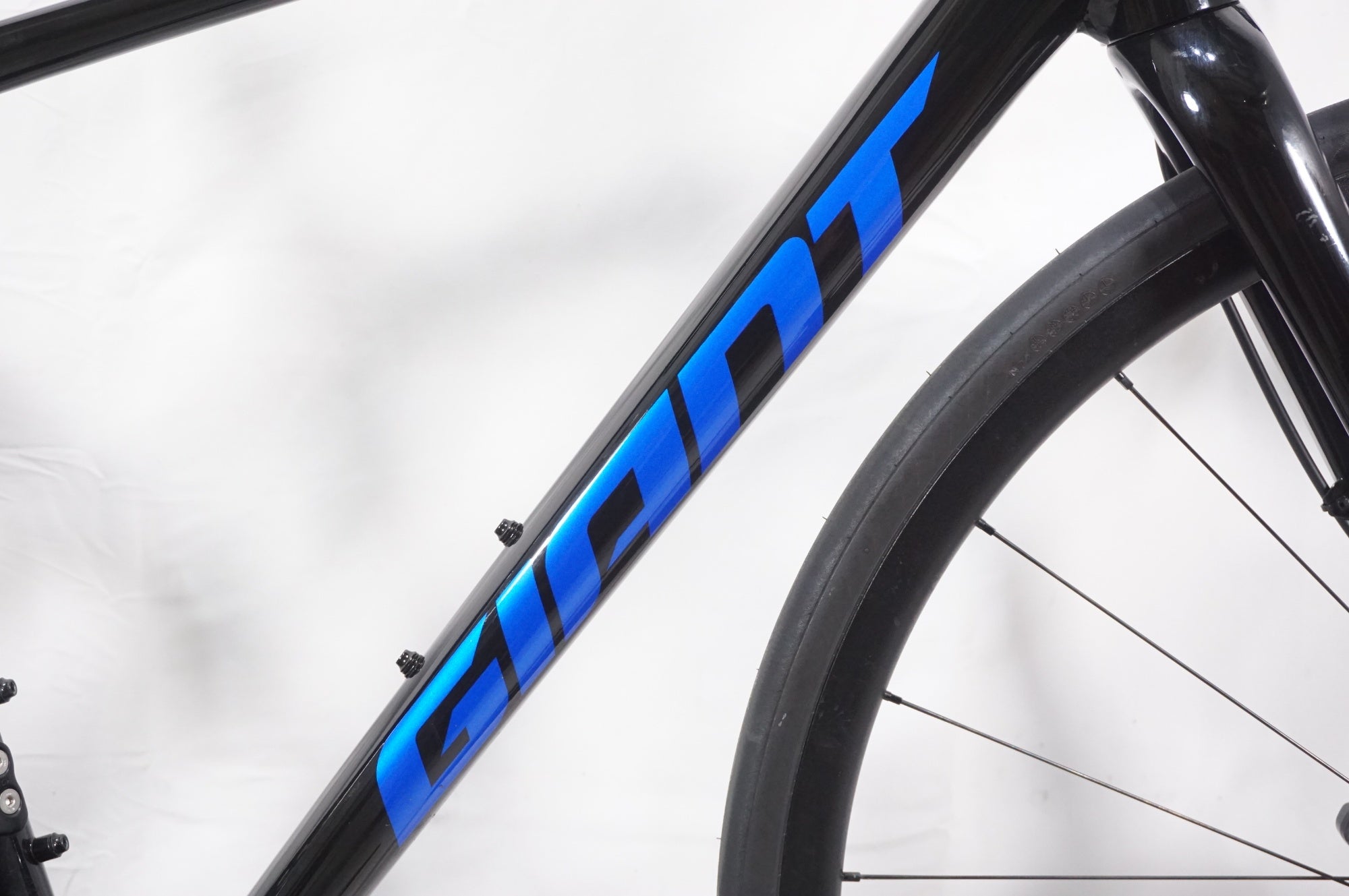 GIANT 「ジャイアント」 CONTEND AR4 2023年モデル ロードバイク GIANT 「ジャイアント」 CONTEND AR4 2023年モデル ロードバイク
