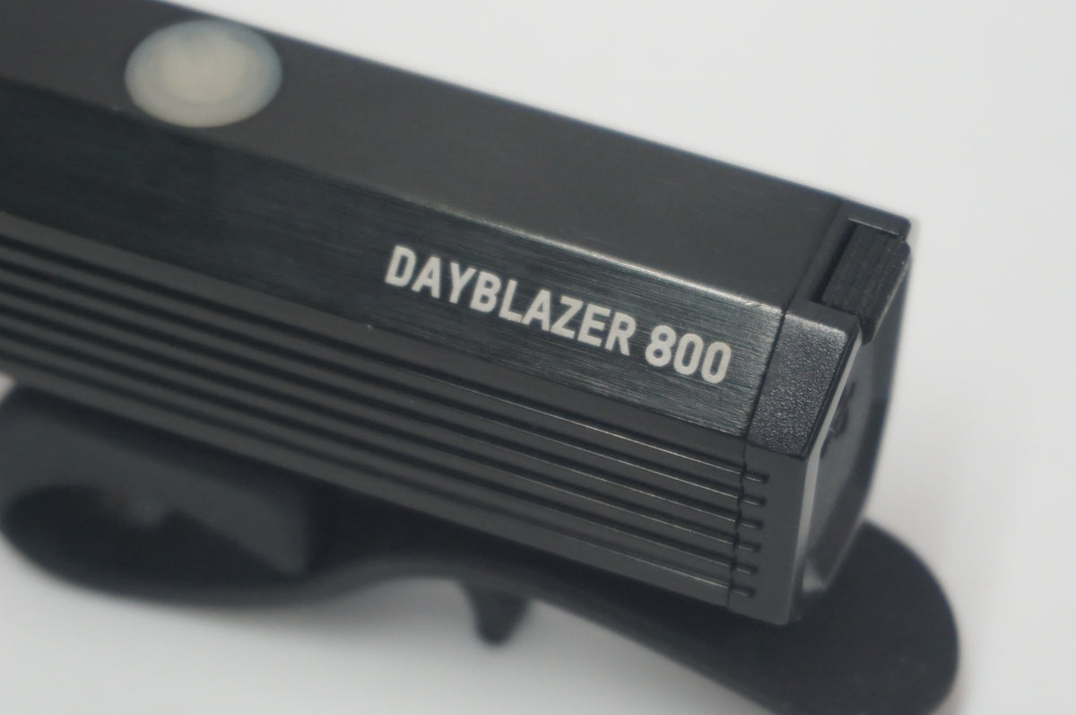 BLACKBURN 「ブラックバーン」 DAYBLAZER 800 フロントライト / 福岡店