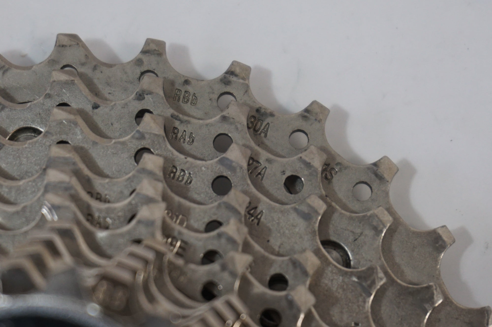 SHIMANO 「シマノ」 105 CS-R7000 11-30T スプロケット / 世田谷店
