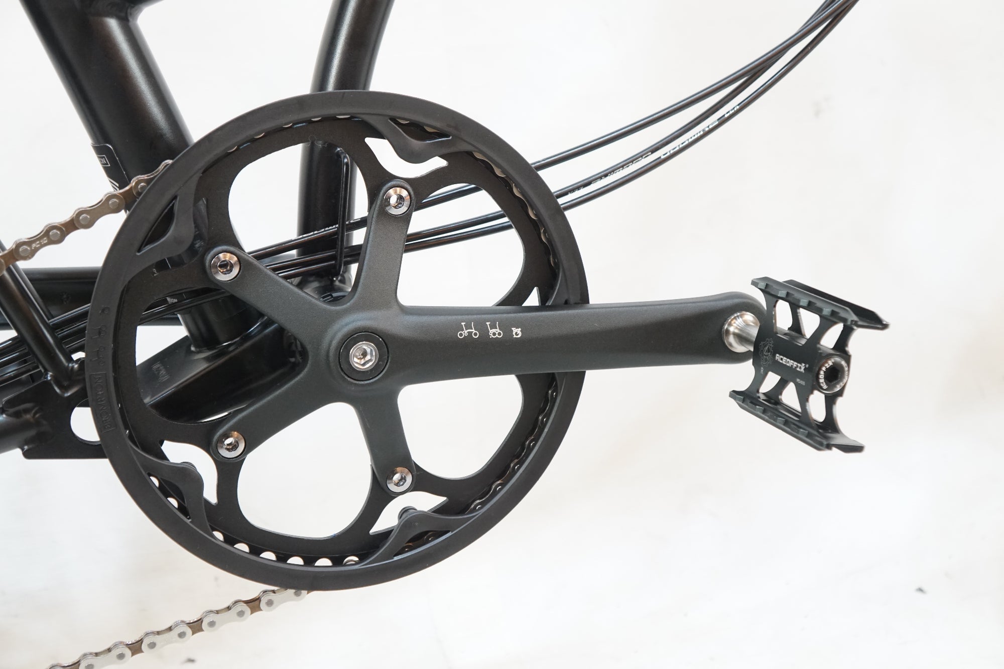 BROMPTON 「ブロンプトン」 CLINE EXPLORE WITH RACK MID BAR 2023年モデル 16インチ 折りたたみ自転車 / バイチャリ浦和ベース