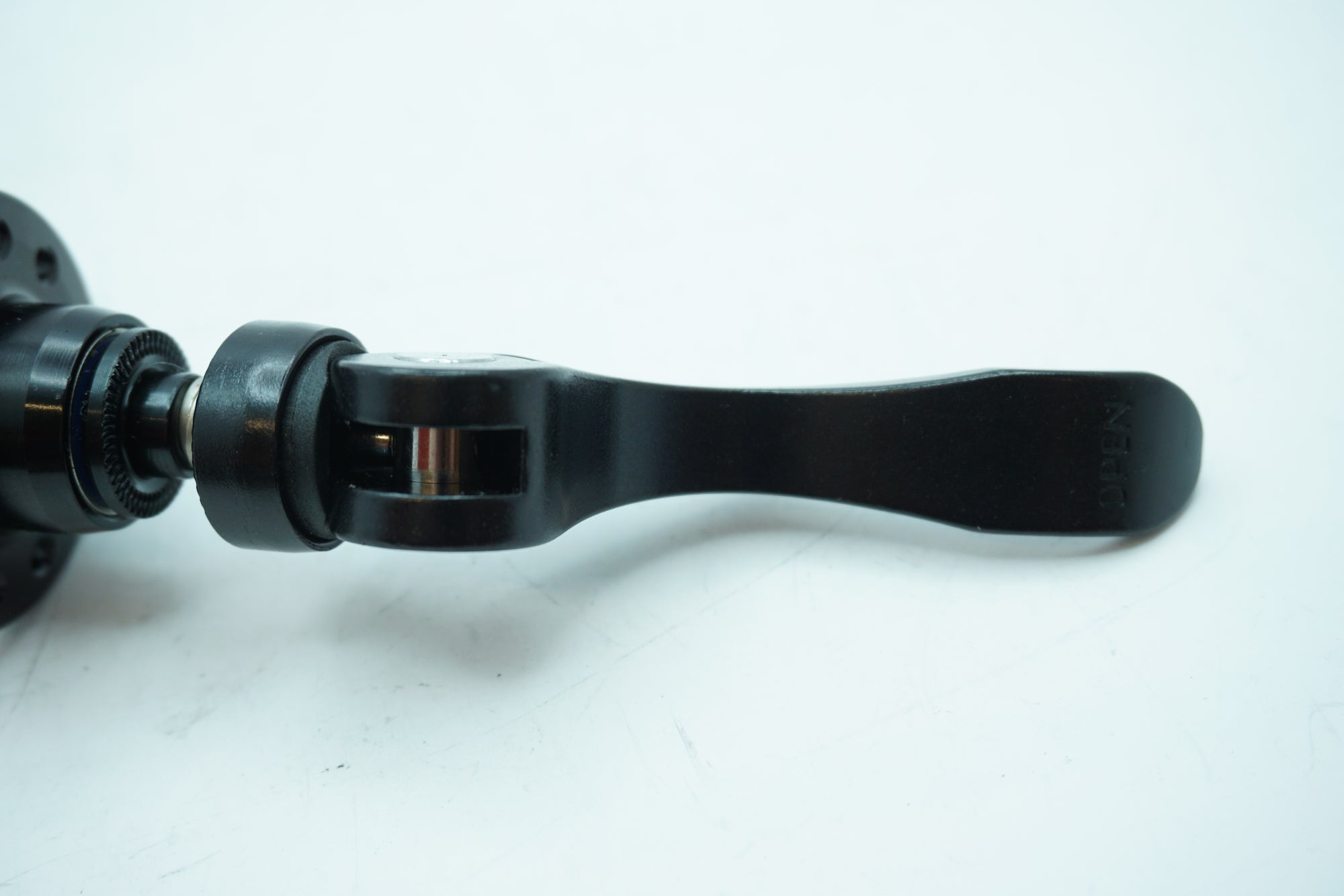 AMERICAN CLASSIC 「アメリカンクラシック」 フロントハブ / 有明