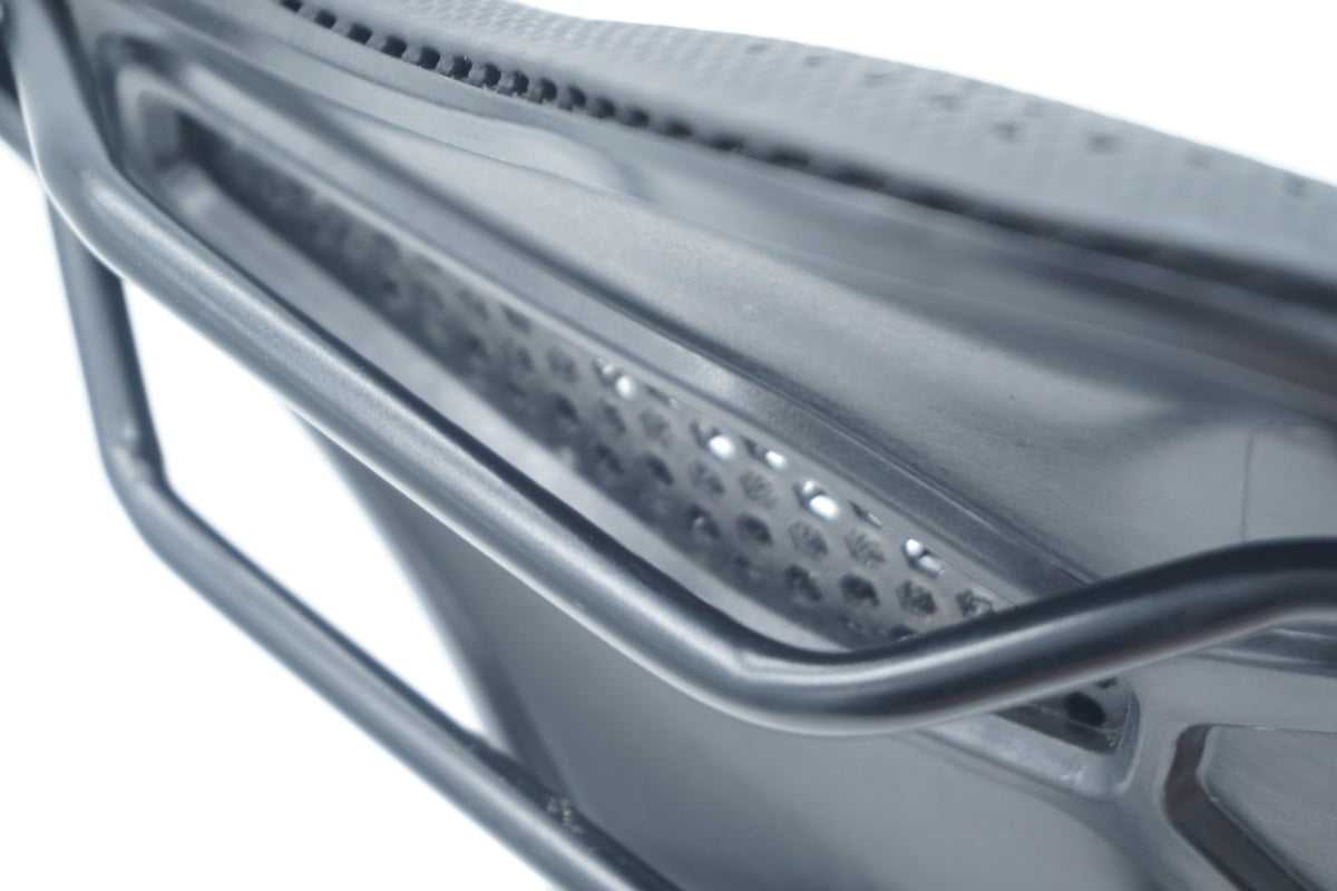 SPECIALIZED 「スペシャライズド」 POWER PRO WITH MIRROR サドル / 滋賀大津店