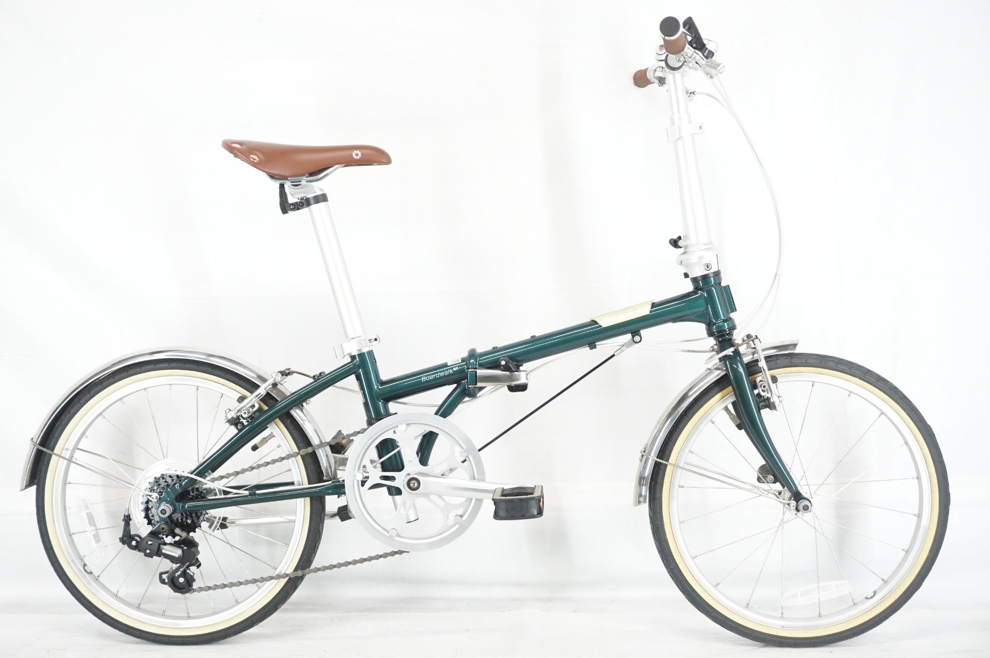 DAHON 「ダホン」 BOARDWALK D7 2022年モデル 20インチ 折り畳み自転車 / 阪急塚口店
