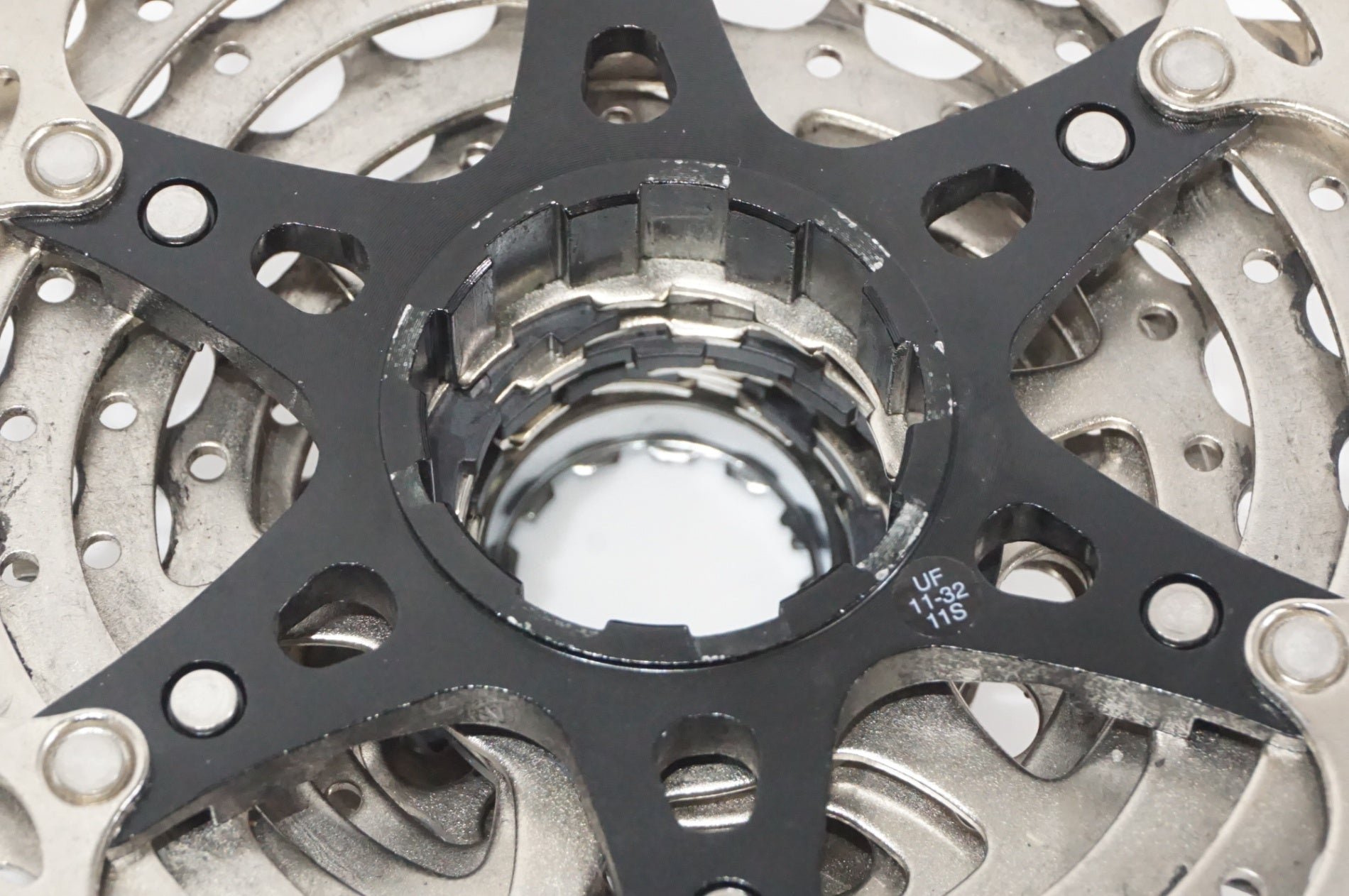 SHIMANO 「シマノ」 105 CS-R7000 11-32T スプロケット / AKIBA店