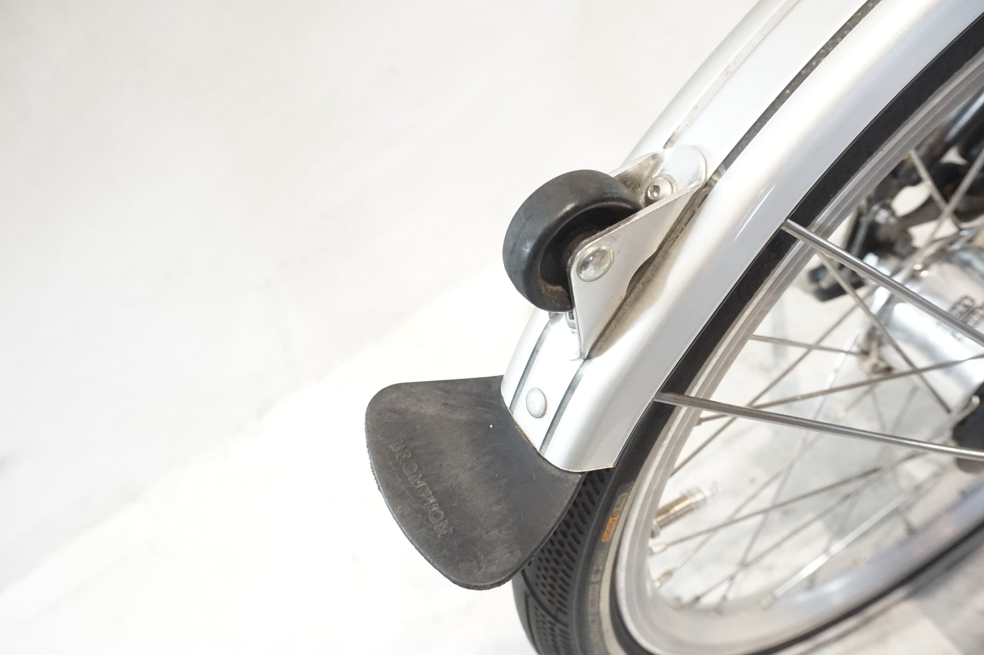 BROMPTON 「ブロンプトン」 S6L RAW 2019年モデル 16インチ 折り畳み自転車 / 横浜戸塚店