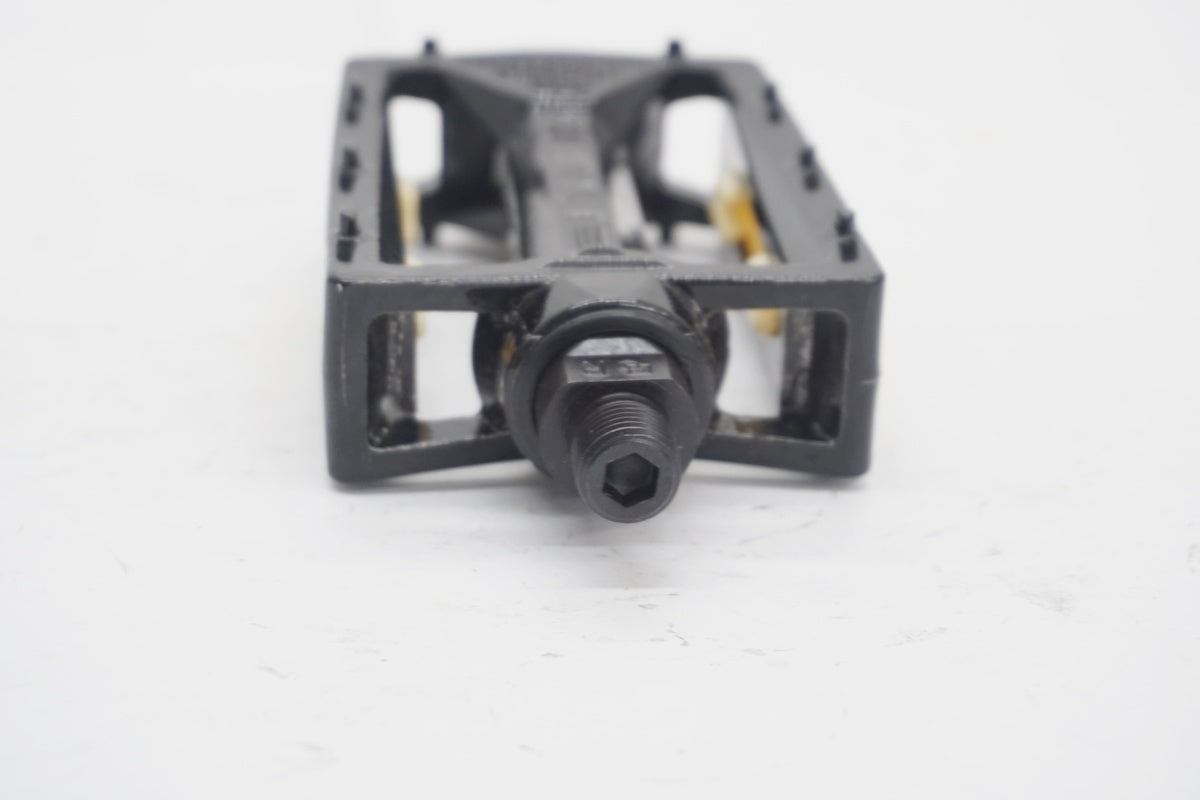 KKT「ケーケーティー」 BMX用 ペダル / 京都八幡店