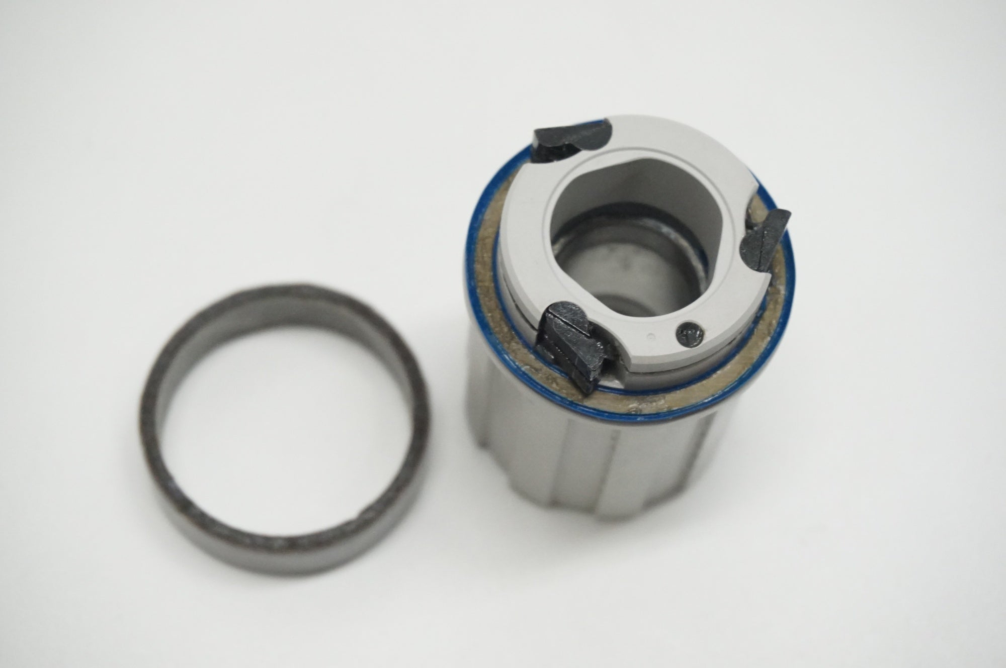 CAMPAGNOLO 「カンパニョーロ」 FH-BU015X1 シマノ11速 フリーボディ