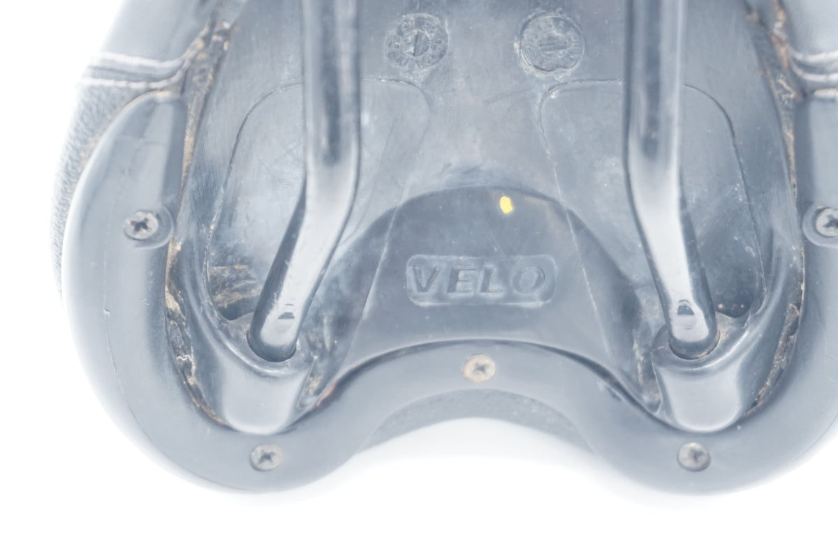 VELO 「ベロ」 AXIOM サドル / 京都八幡店