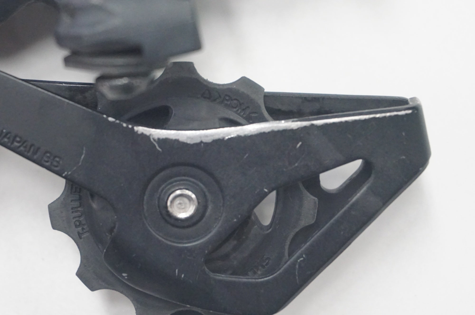 SHIMANO 「シマノ」 105 RD-R7000 リアディレイラー / 福岡店