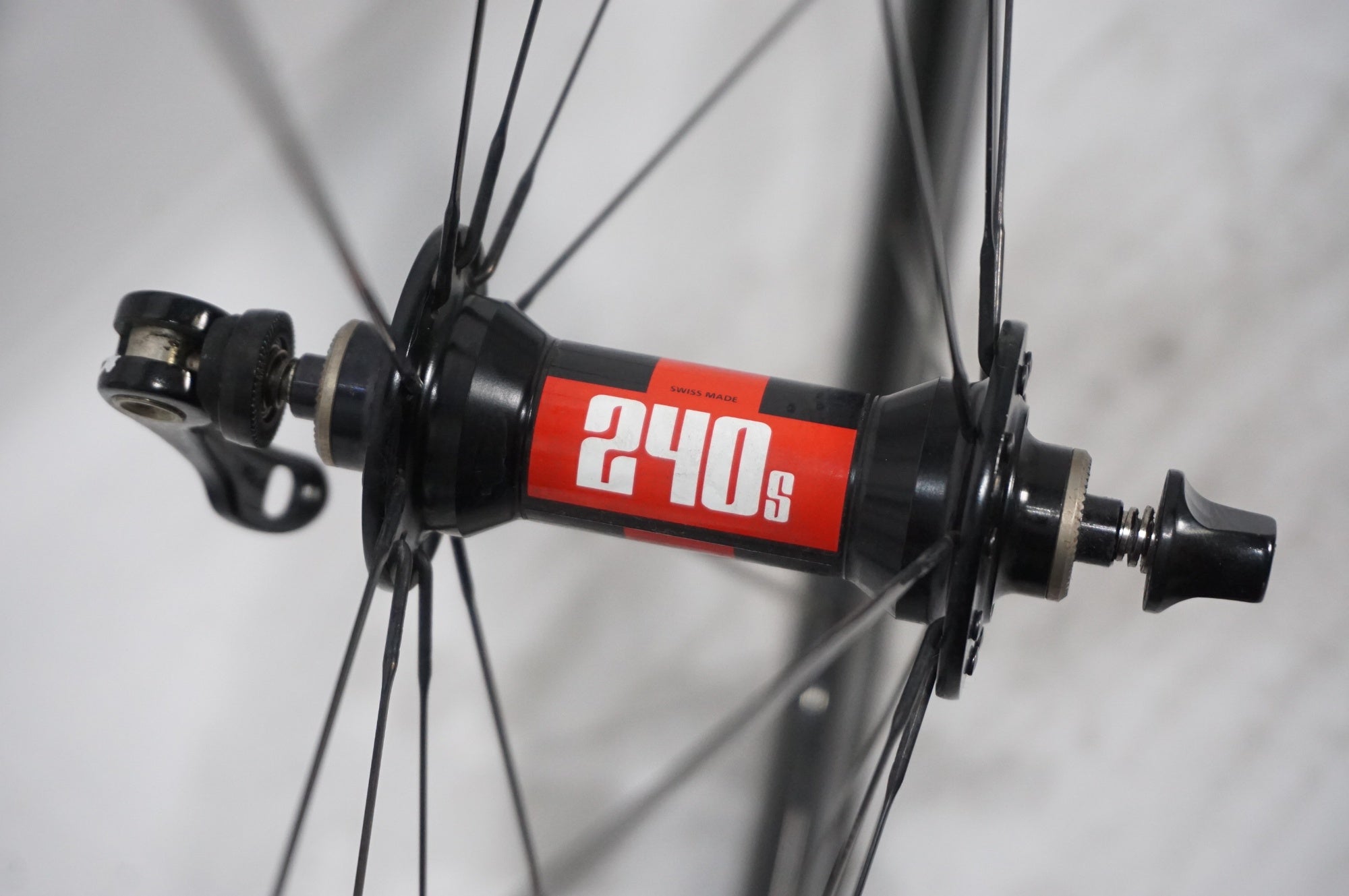 FFWD 「ファストフォワード」 F4R 240S TU チューブラー カンパフリー