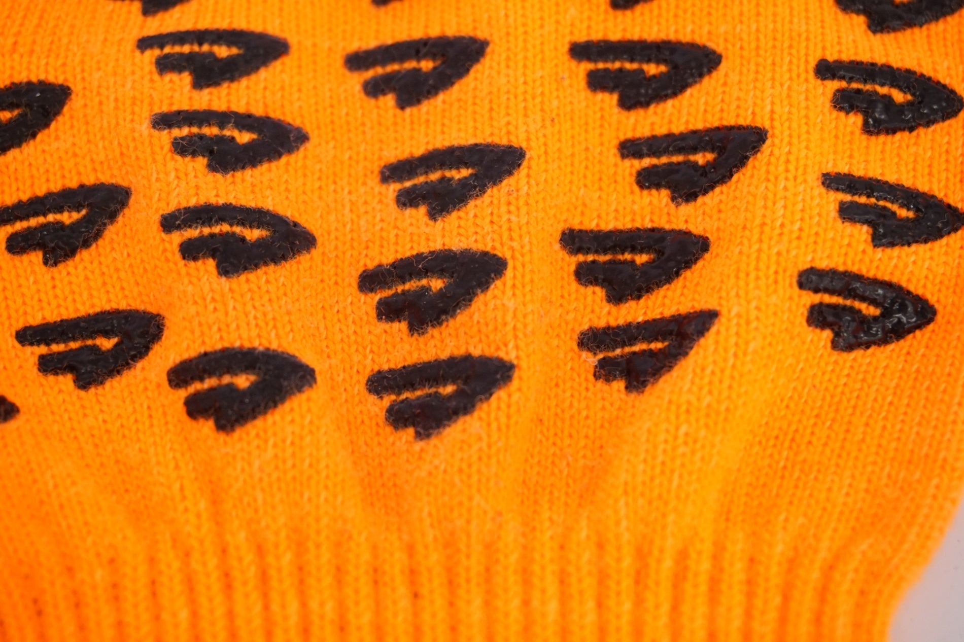 DEFEET 「ディフィート」 グローブ / 浜松店
