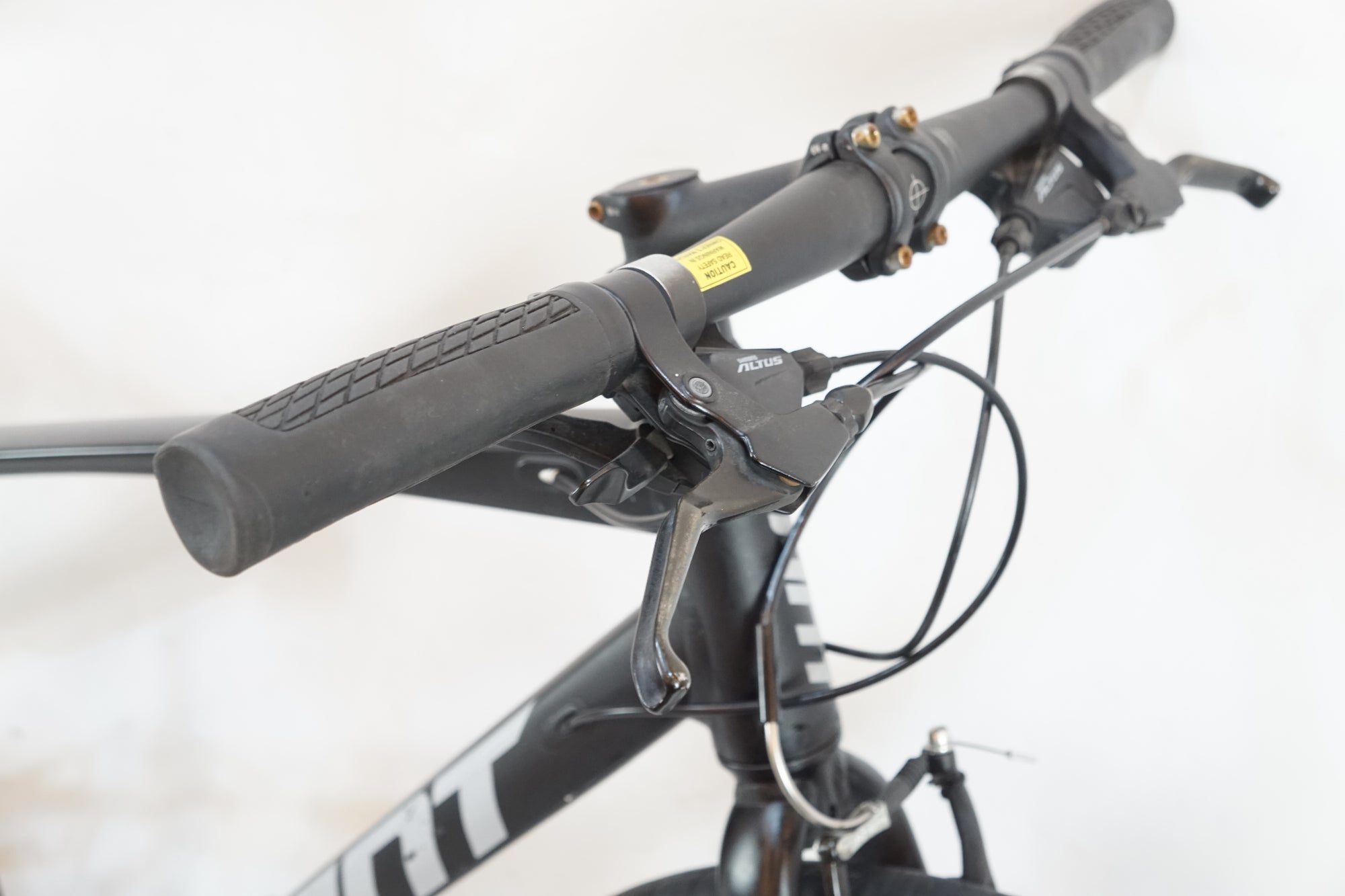 GIANT 「ジャイアント」 ESCAPE RX3 2021年モデル クロスバイク / AKIBA店