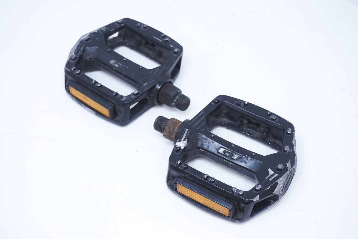 GT 「ジーティー」 ペダル / 大阪美原北インター店