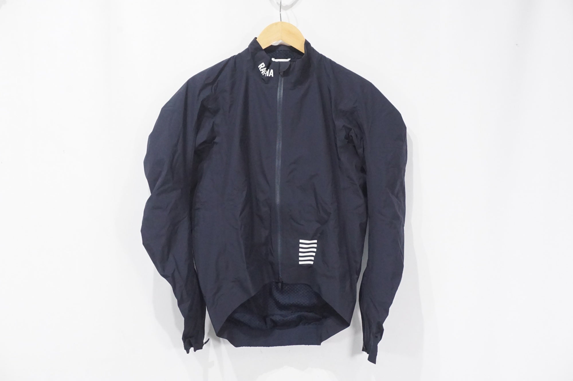 RAPHA 「ラファ」 PRO TEAM INSULATED RAIN JACKET Mサイズ ジャケット / AKIBA店