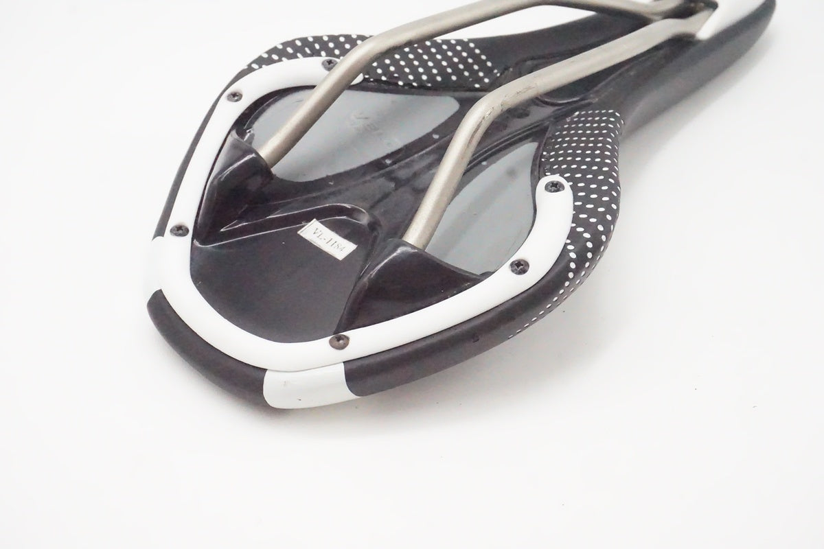 GIANT「ジャイアント」」 VL-1184 サドル/ 京都西院店