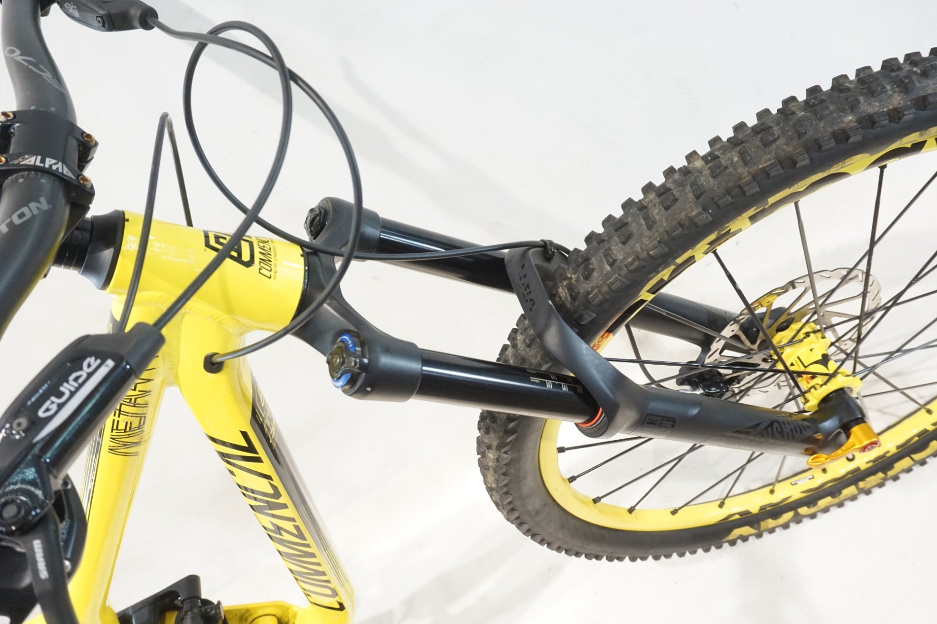 COMMENCAL 「コメンサル」 META AM V3 2017年モデル マウンテンバイク