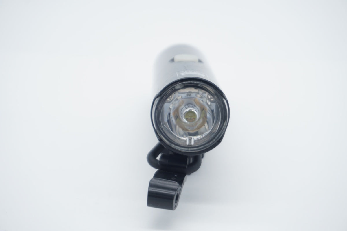 CATEYE 「キャットアイ」 VOLT 400 XC フロントライト / 京都八幡店