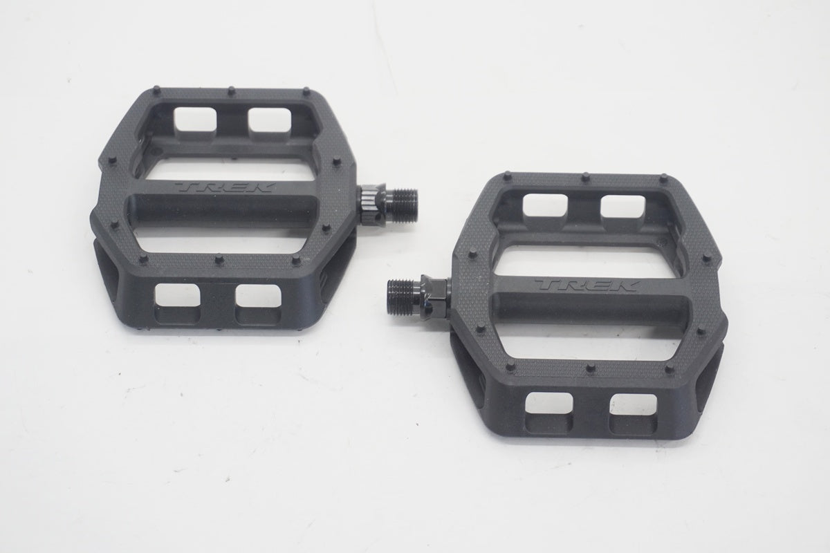 TREK「トレック」 LINE COMP  フラットペダル/ 京都八幡店