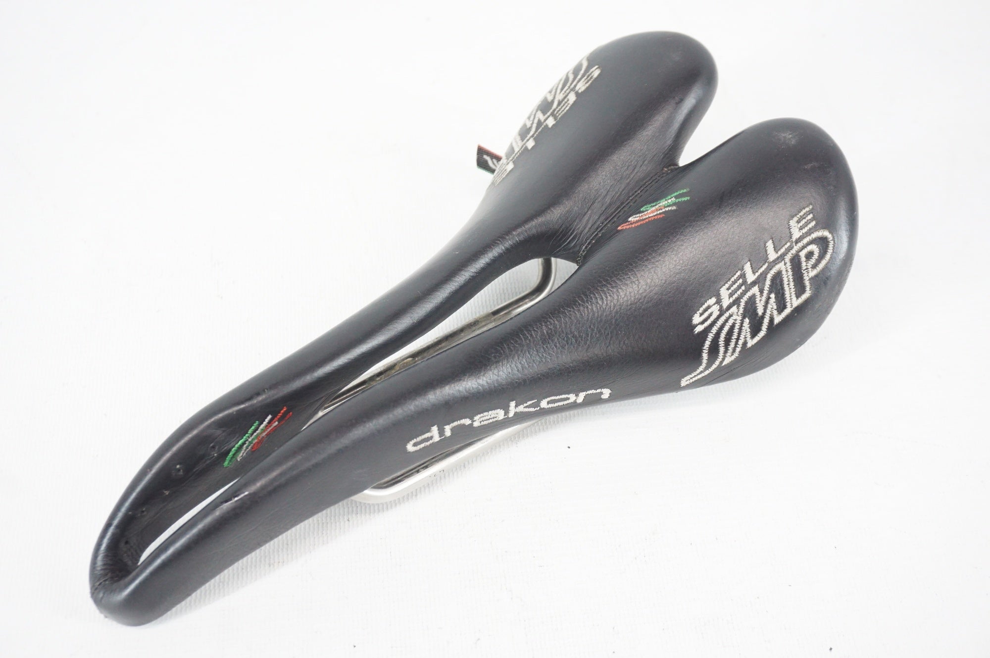 SELLE SMP 「セッレエスエムピー」 DRAKON サドル / 阪急塚口店