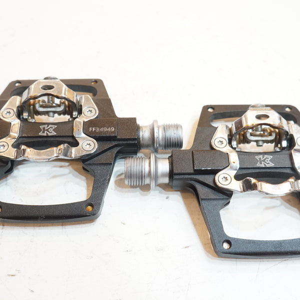 yuki ページ KCNC 「ケーシーエヌシー」 CLIPLESS PLATFORM ペダル