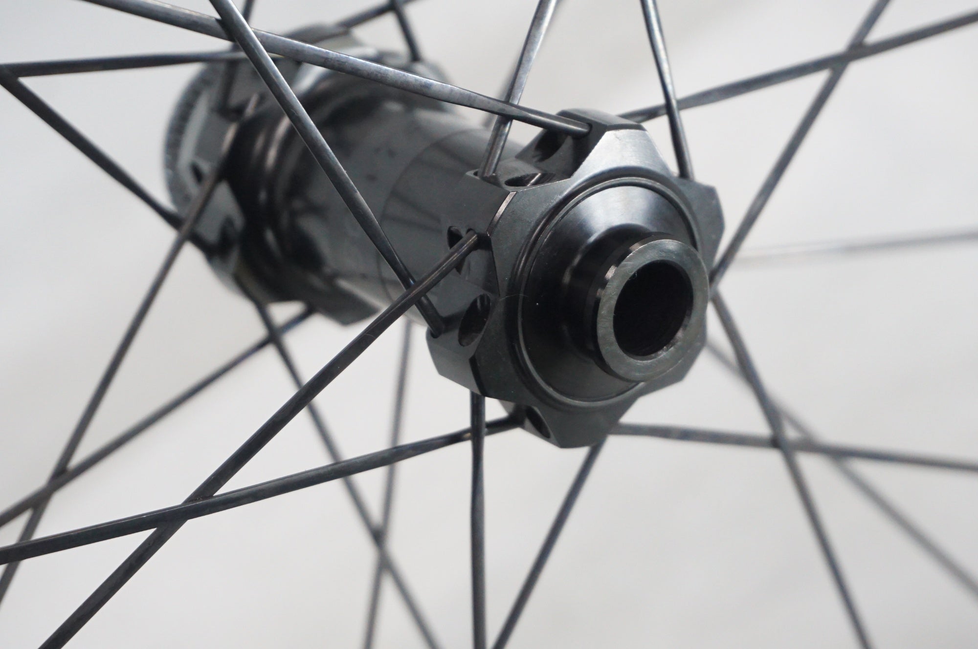 BONTRAGER 「ボントレガー」 AEOLUS PRO 51 TLR DISC シマノ11速