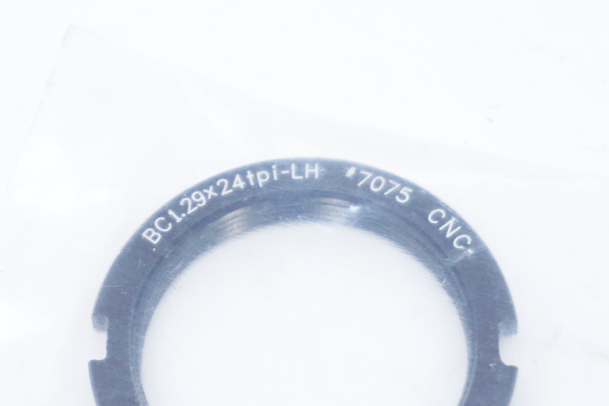 HALO 「ハロ」 ロックリング / 大阪美原北インター店