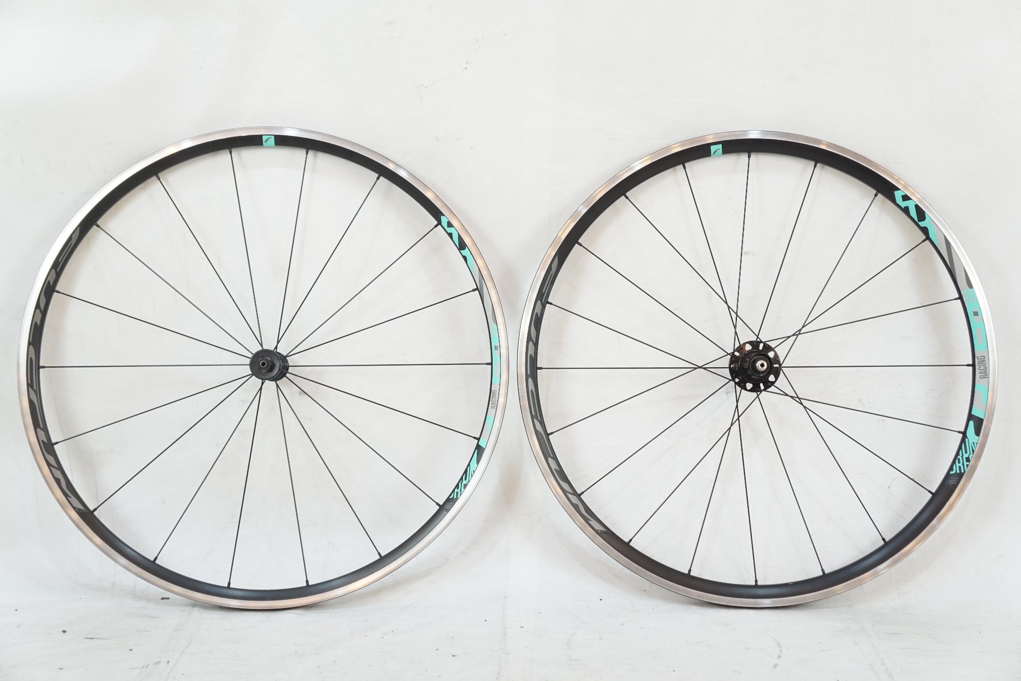 FULCRUM 「フルクラム」 RACING 600 シマノ11速 ホイールセット / バイチャリ浦和ベース