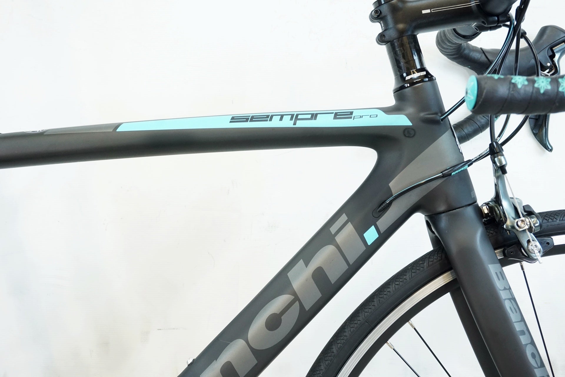 BIANCHI 「ビアンキ」 SEMPRE PRO 2018年モデル ロードバイク / 有明