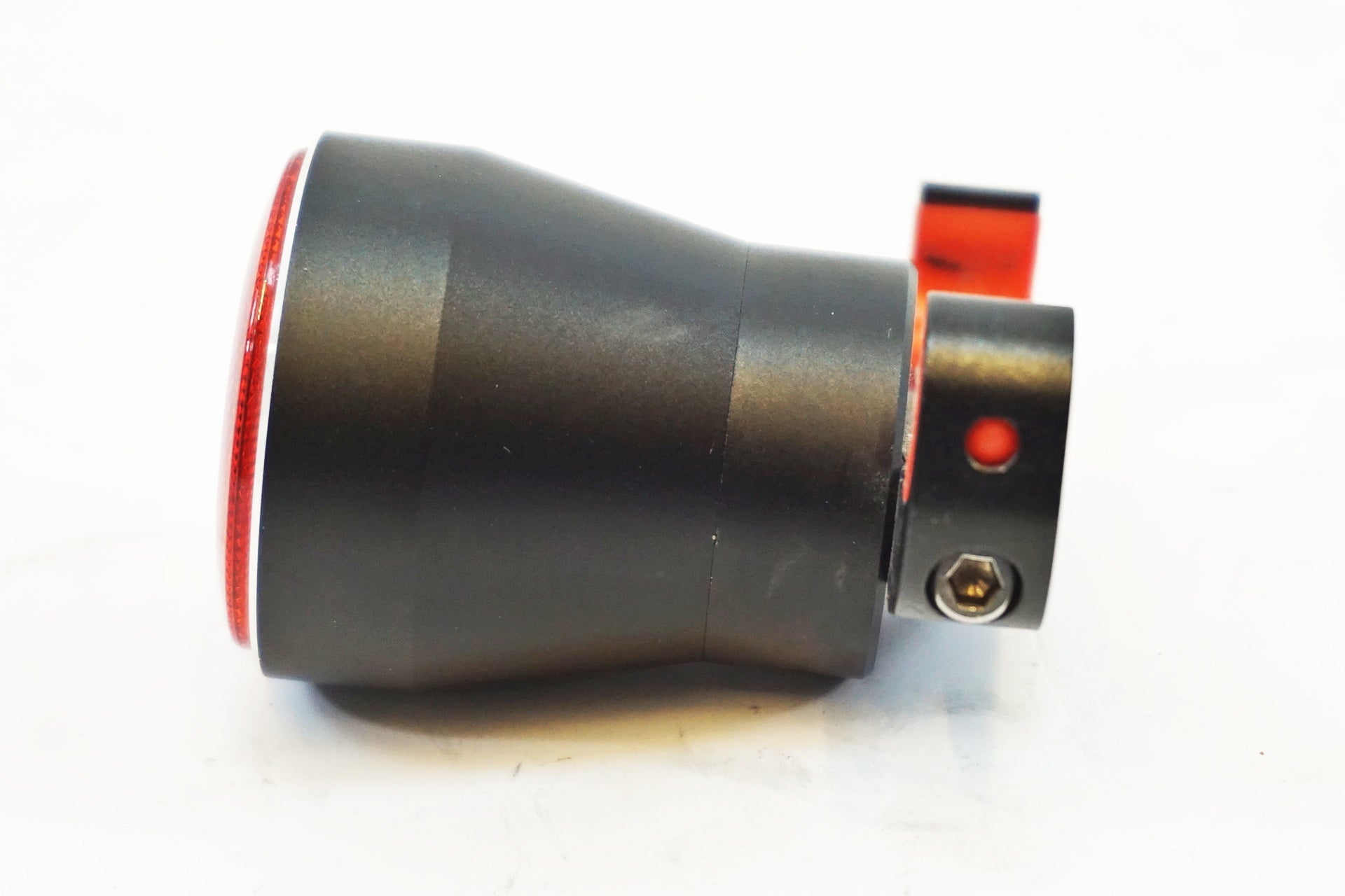 G KENI 「ジー・ケニ」 テールライト / 有明ガーデン店