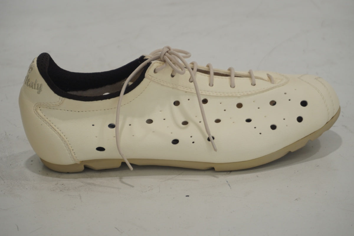 VITTORIA 「ビットリア」 1976 BIANCO LINE EU42サイズ シューズ  / 滋賀大津店