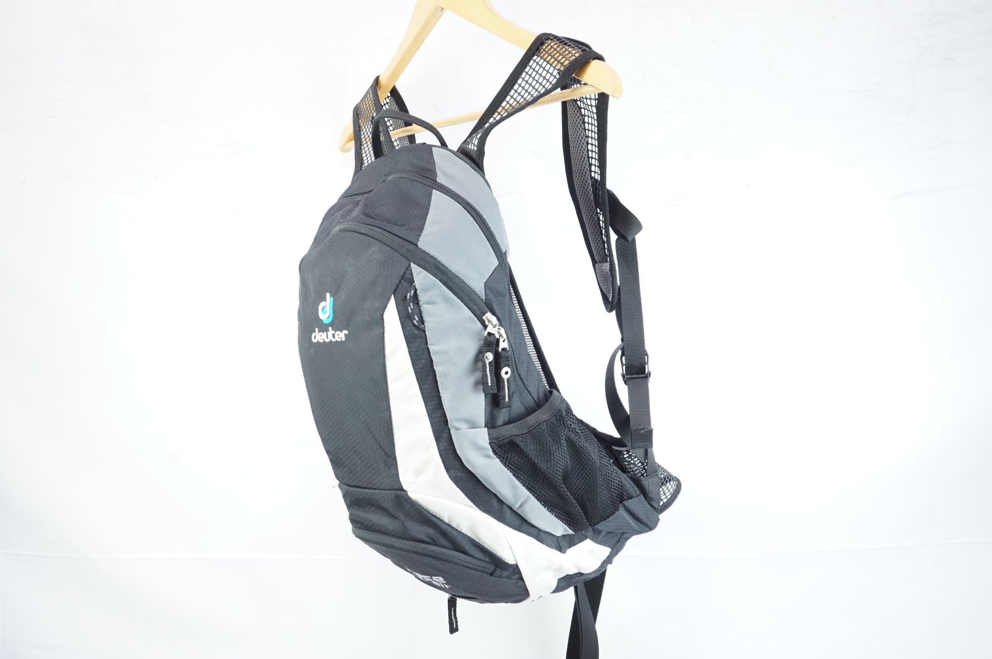 DEUTER 「ドイター」 RACE EXP AIR バックパック / 中目黒店