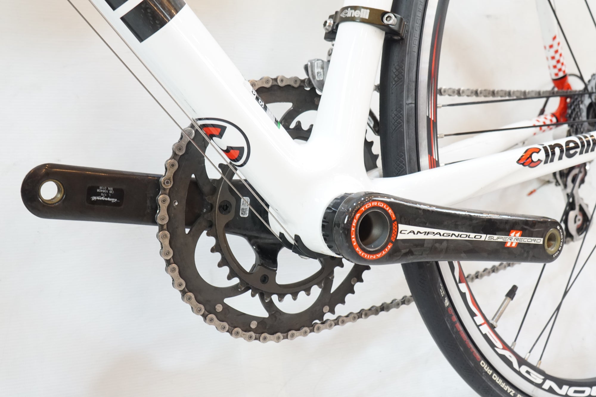 CINELLI 「チネリ」 THE MACHINE 2010年モデル ロードバイク / バイチャリ浦和ベース