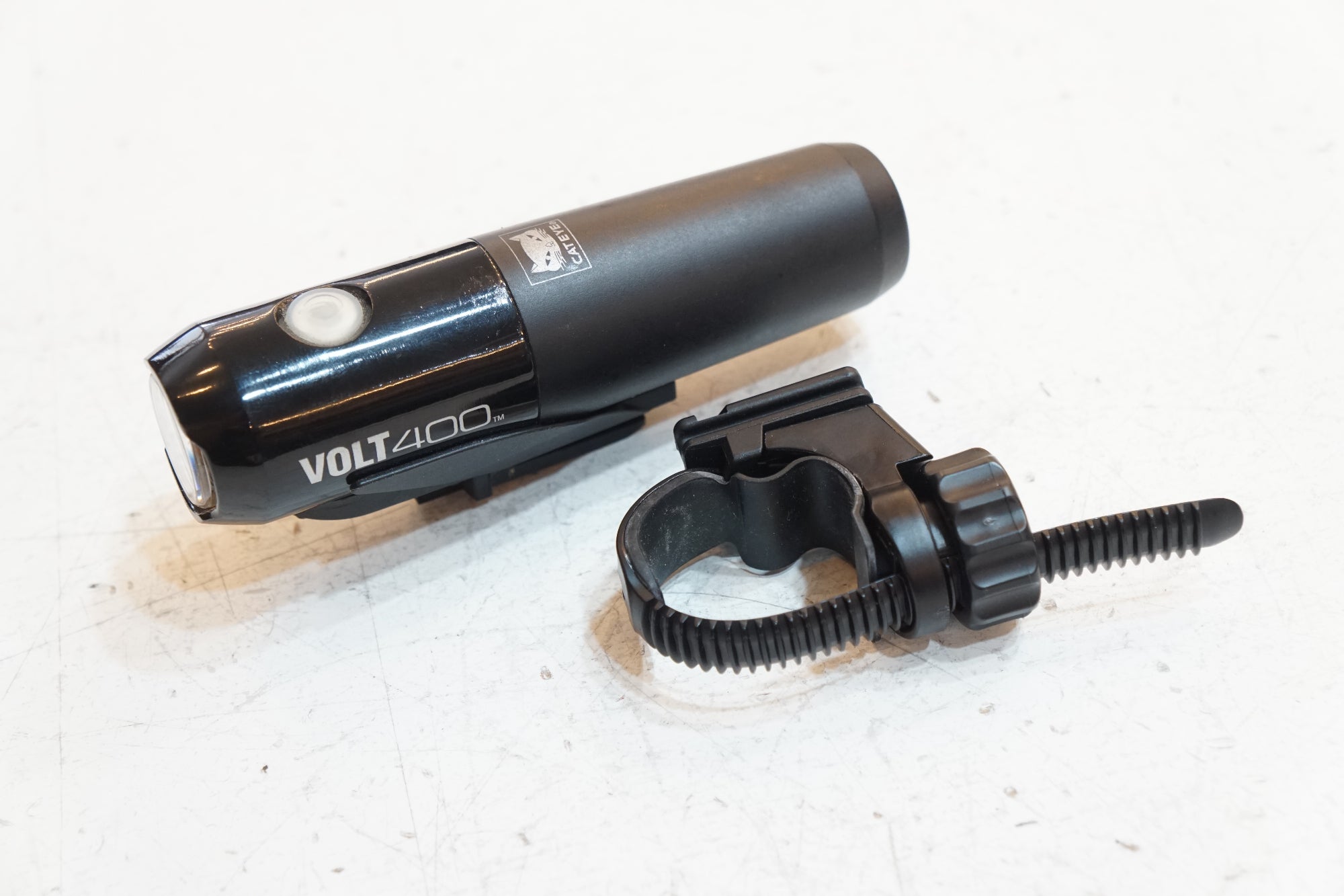 CATEYE 「キャットアイ」 VOLT 400 ライト / バイチャリ浦和ベース
