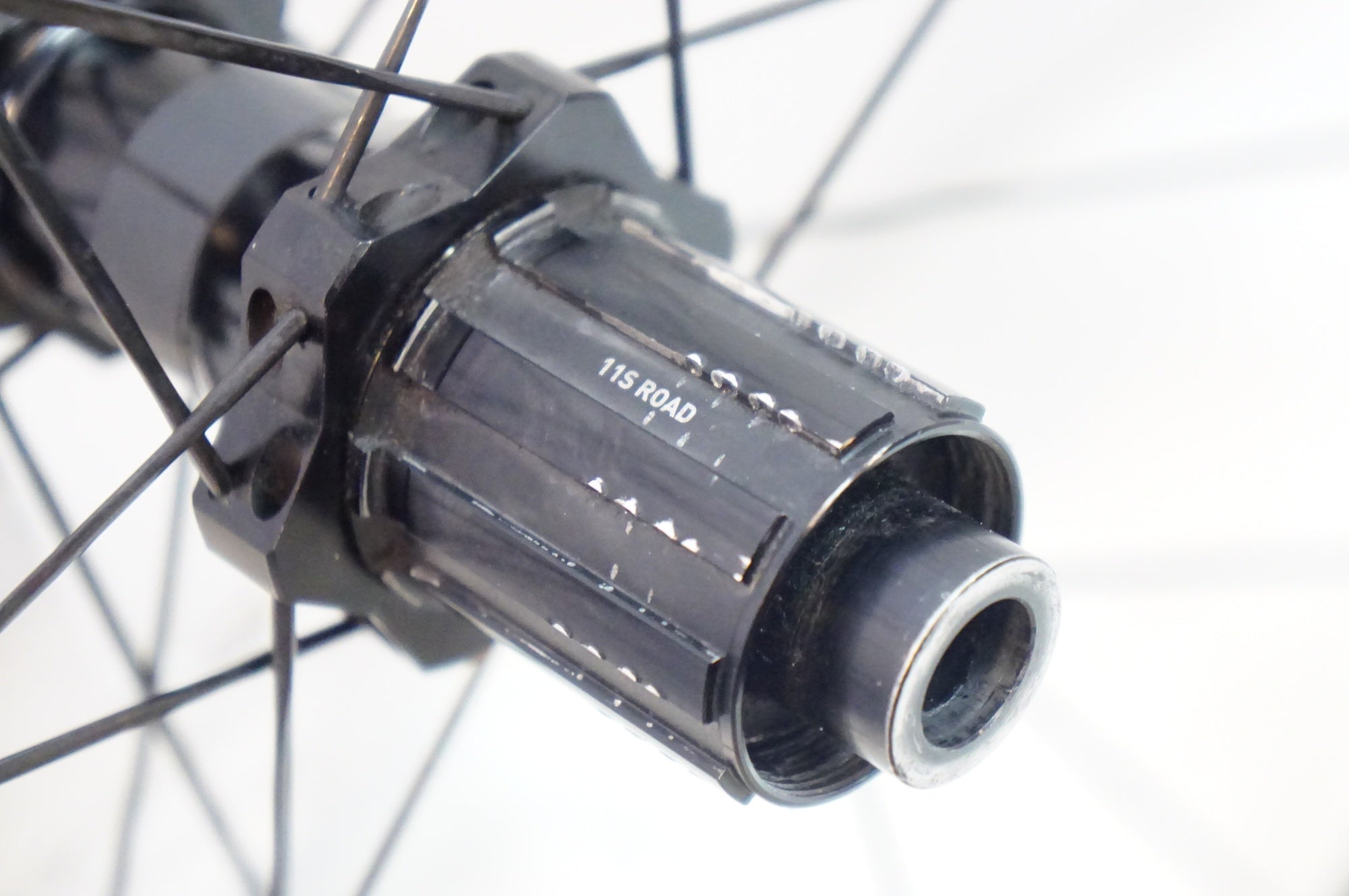 BONTRAGER 「ボントレガー」 AEOLUS PRO 37 DISC シマノ11速 ホイール