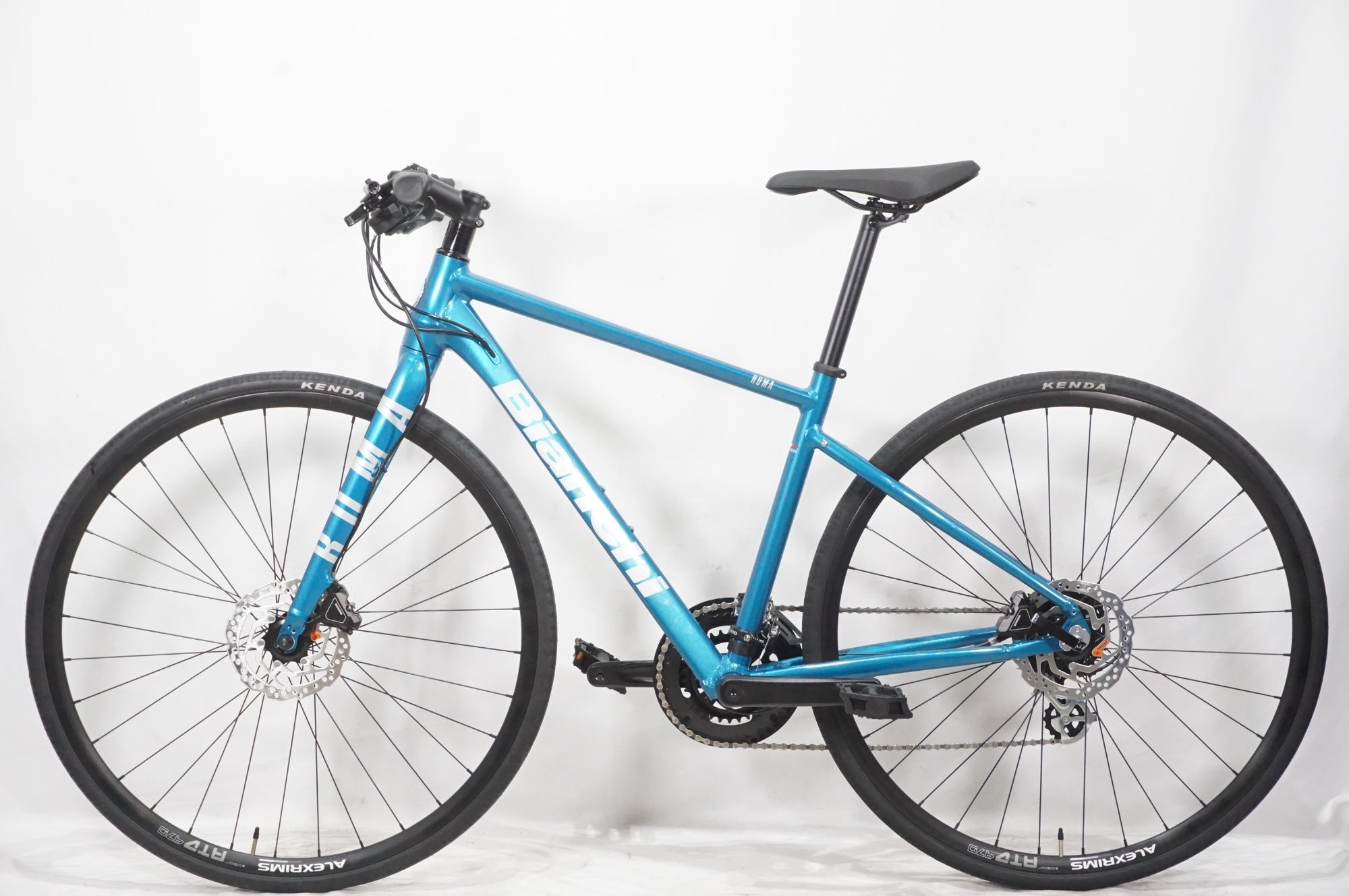 BIANCHI 「ビアンキ」 ROMA3 DISC 2022年モデル クロスバイク / AKIBA