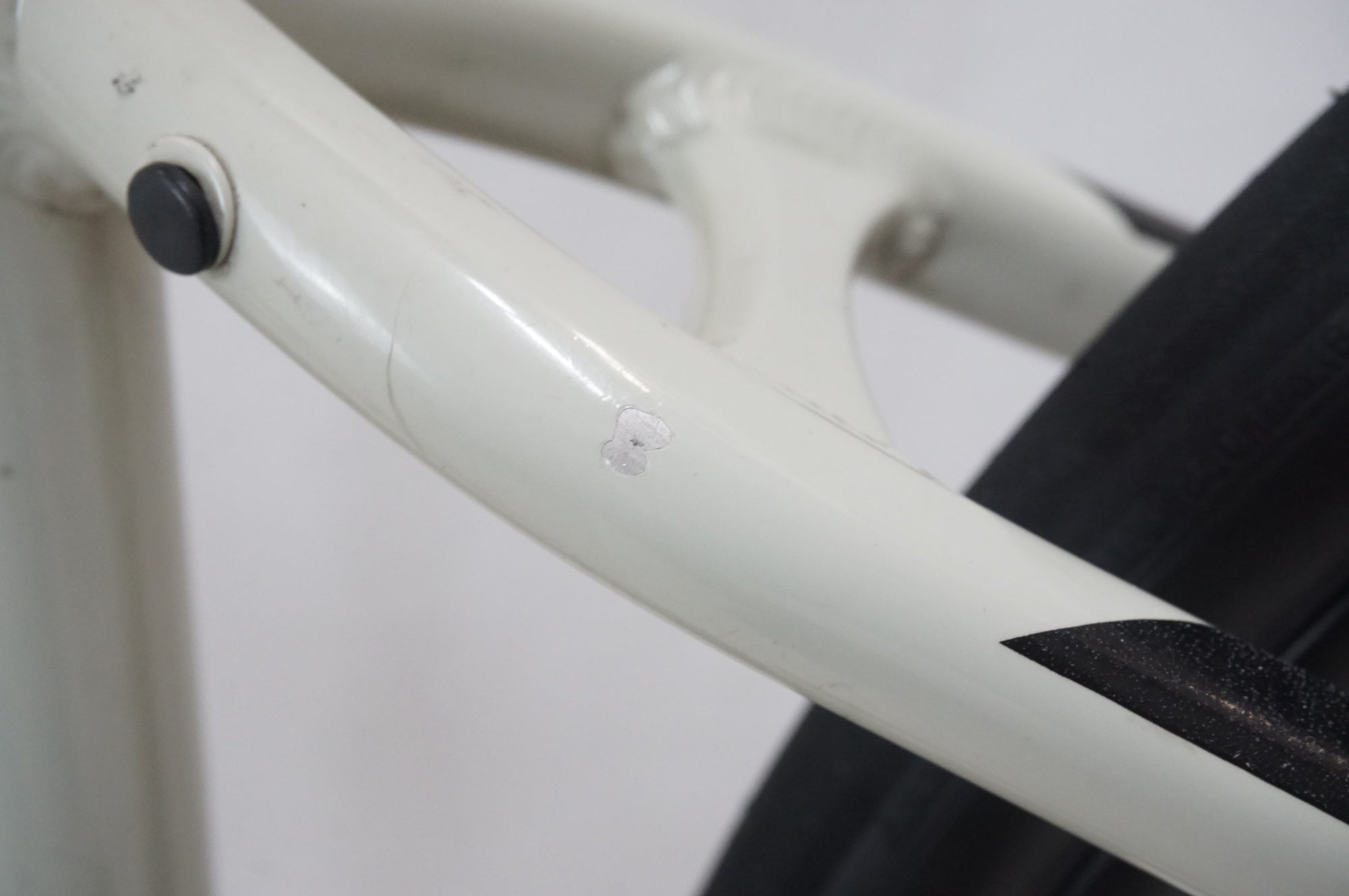 SPECIALIZED 「スペシャライズド」 SIRRUS 2.0 2022年モデル