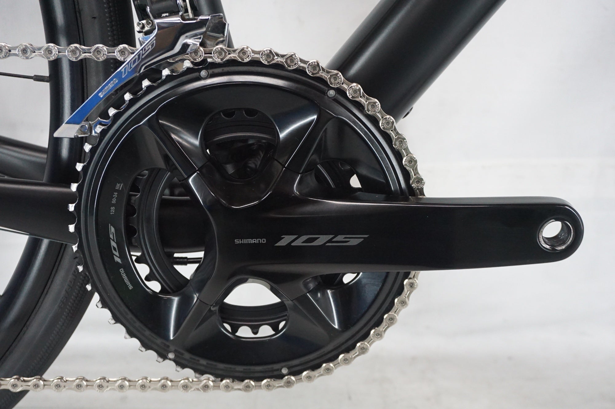 TREK 「トレック」 DOMANE AL5 GEN4 2024-2026年モデル ロードバイク