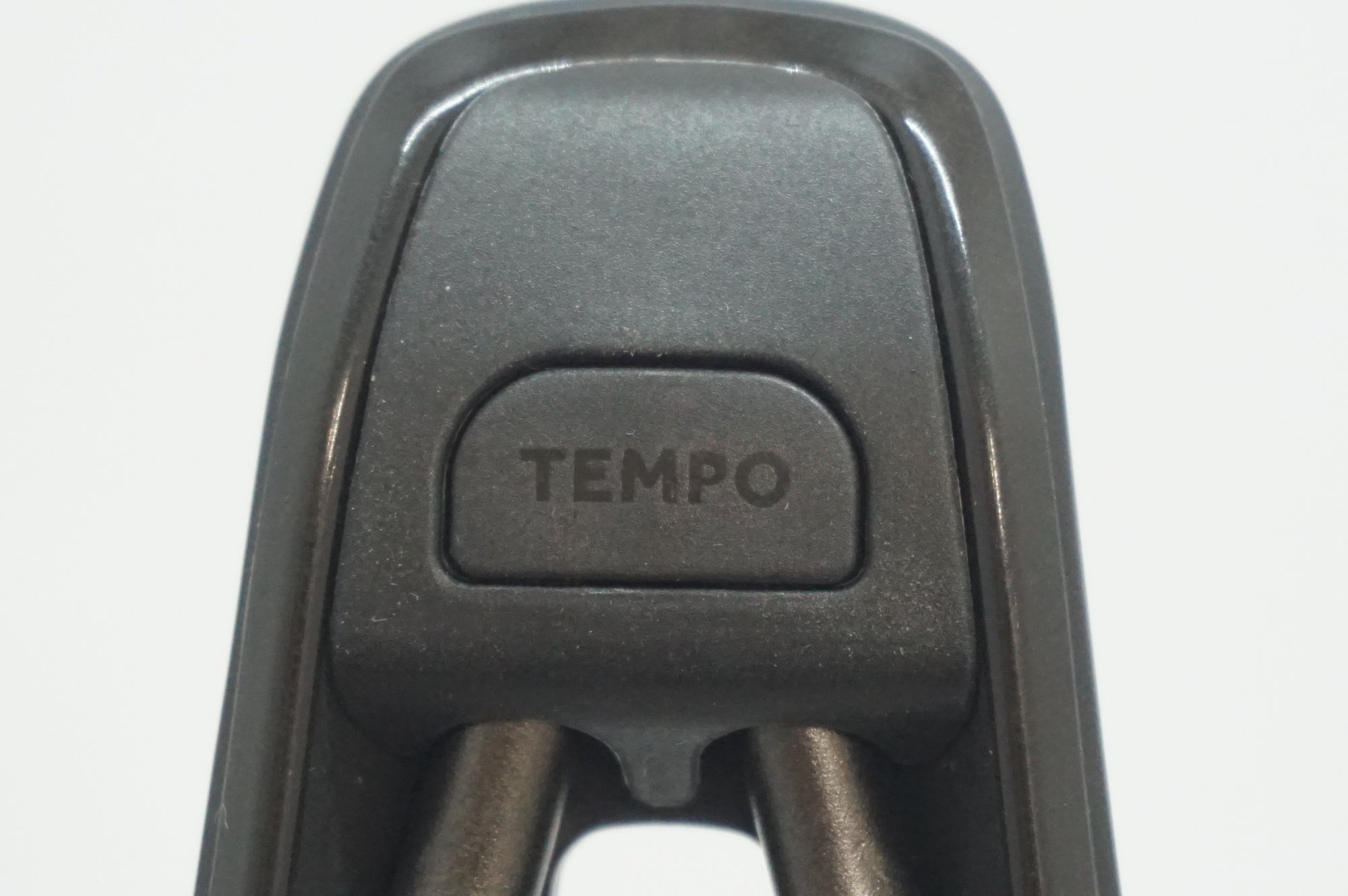 FIZIK 「フィジーク」 ARGO TEMPO R3 kiumレール サドル / 福岡店