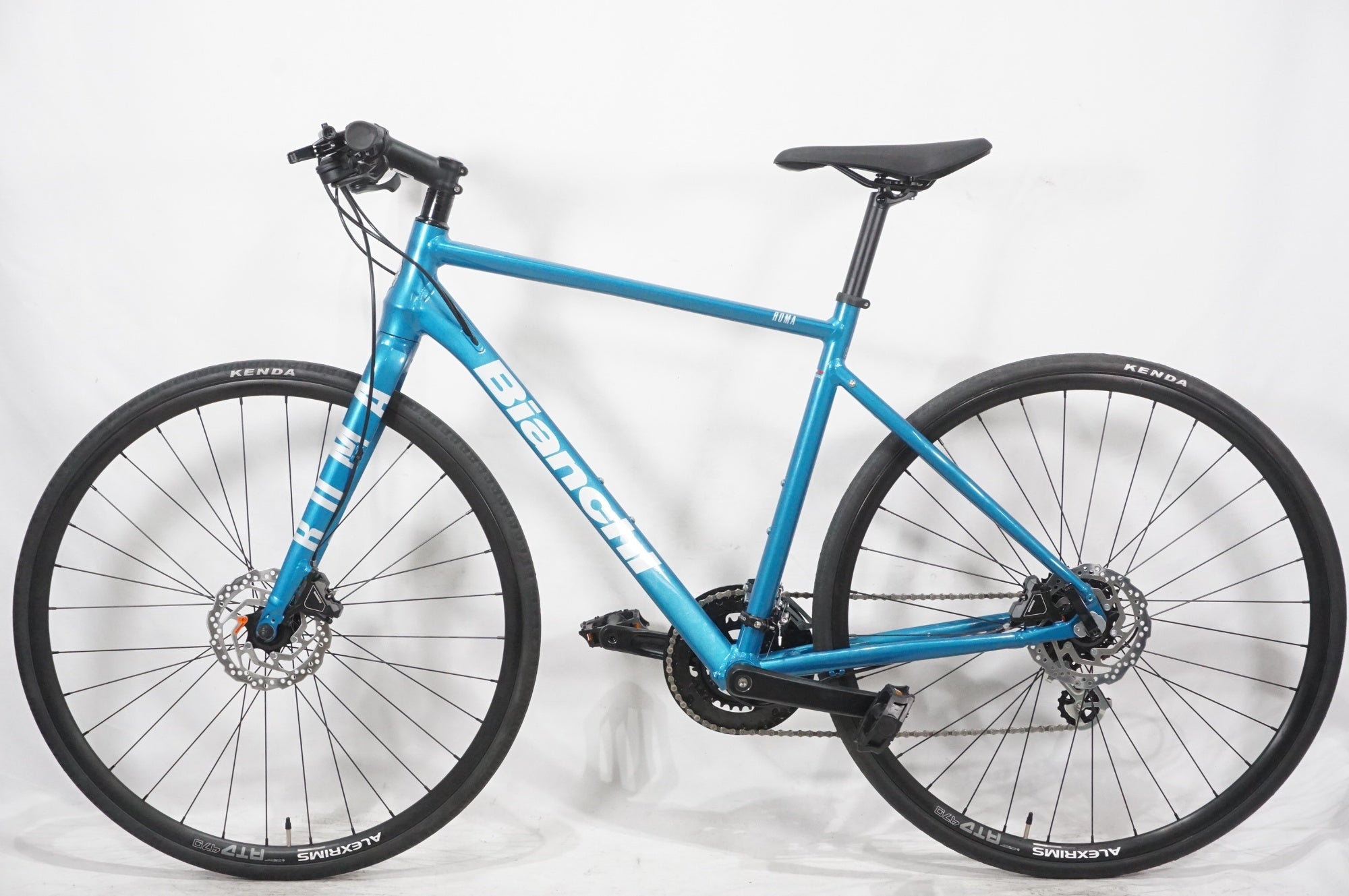 BIANCHI 「ビアンキ」 ROMA3 DISC 2022年モデル クロスバイク / AKIBA店