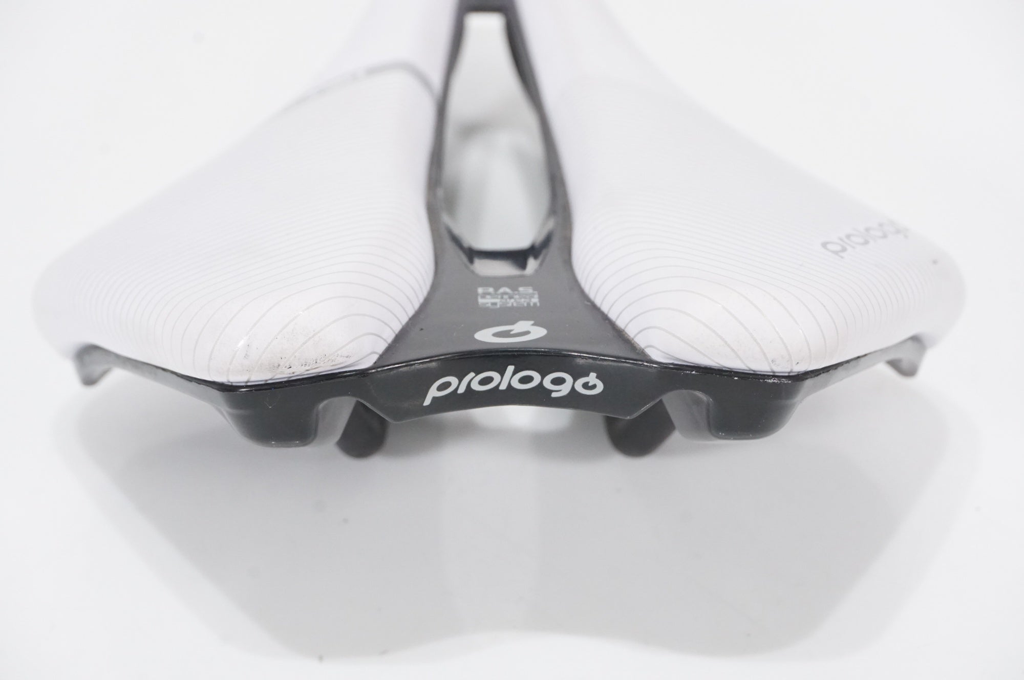 PROLOGO 「プロロゴ」 DIMENSION SPACE 153 サドル / AKIBA店