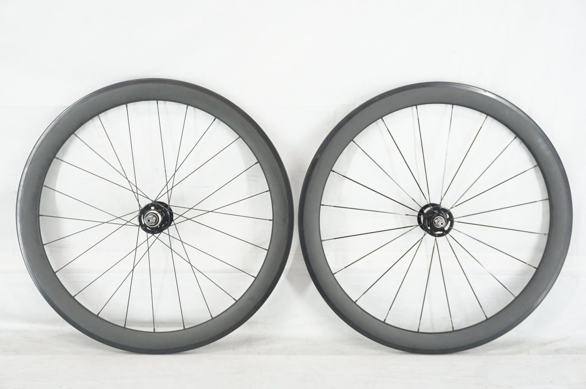 ブランド不明 シングル カーボンホイールセット / 阪急塚口店