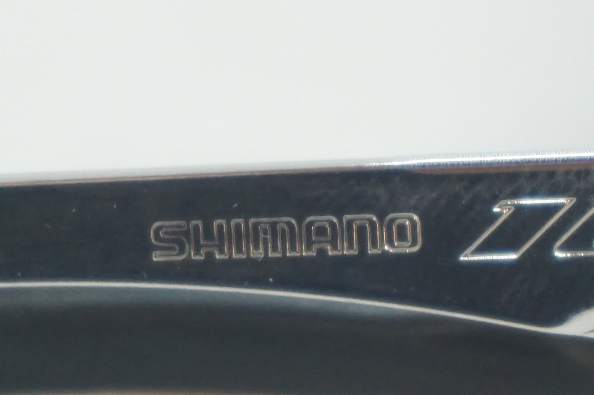 SHIMANO 「シマノ」 105 FD-R7000 フロントディレイラー / 福岡店